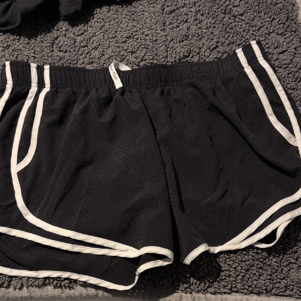 Calvin Klein Black and Abstract Shorts Trio - Picture 5 of 5